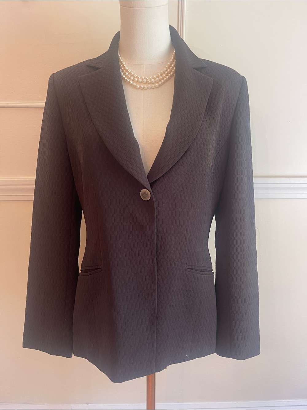Anne Klein Black Textured Single-Button Blazer And Matching Skirt